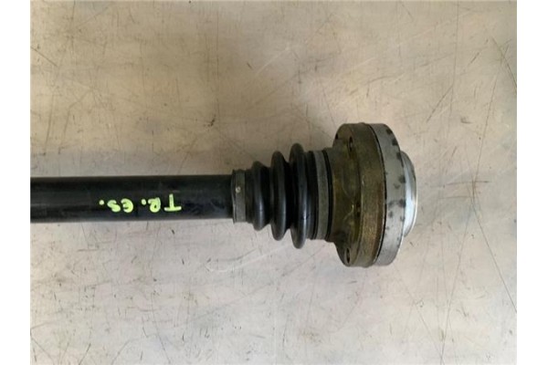 Recambio de palier trasero izquierdo para bmw serie 7 (e65/e66) 4.4 745i referencia OEM IAM 33207572683  