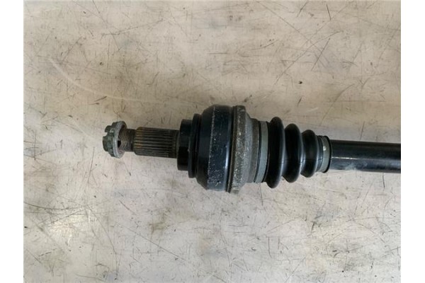 Recambio de palier trasero izquierdo para bmw serie 7 (e65/e66) 4.4 745i referencia OEM IAM 33207572683  