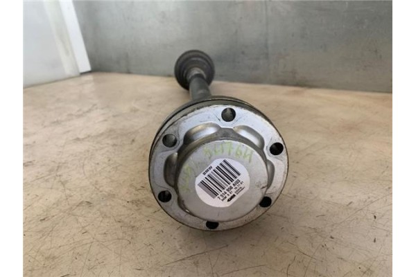 Recambio de palier trasero izquierdo para bmw serie 7 (e65/e66) 4.4 745i referencia OEM IAM 33207572683  