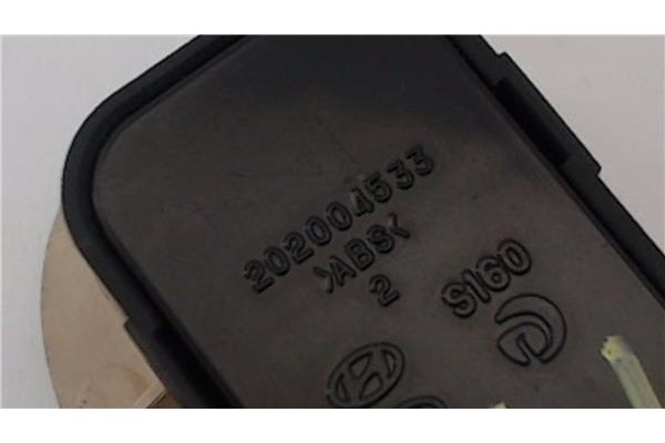 Recambio de conjunto interruptores para kia carnival 2.9 crdi referencia OEM IAM 202004533 935904D600TW 