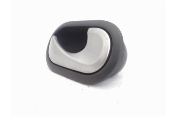 Recambio de manilla int. puerta delantero derecha para renault clio iii 1.5 dci referencia OEM IAM 310580  