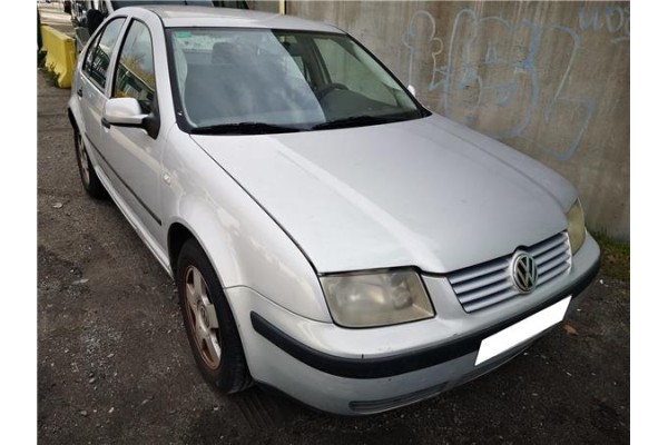 volkswagen bora berlina (1j2) del año 1999