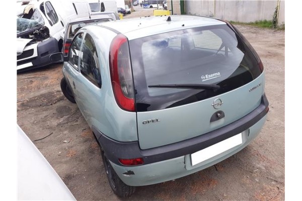 opel corsa c del año 2002