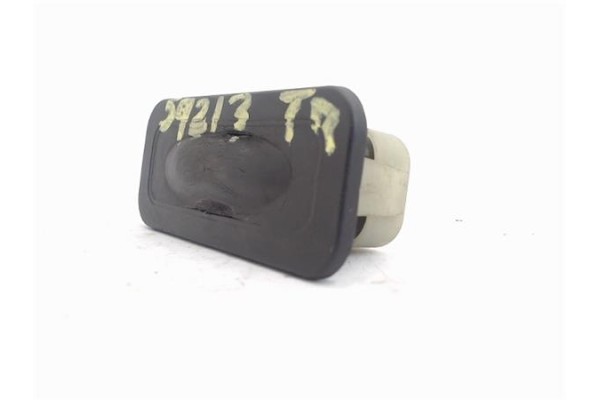 Recambio de maneta exterior porton para renault clio iii 1.5 dci referencia OEM IAM 8200076256  