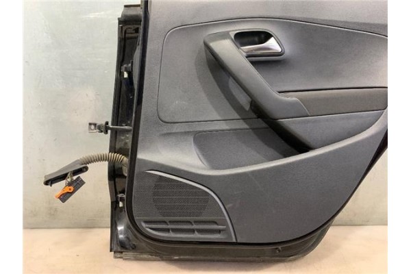 Recambio de puerta trasero derecha para volkswagen polo v (6r1) 1.4 advance referencia OEM IAM 6R4833056J  