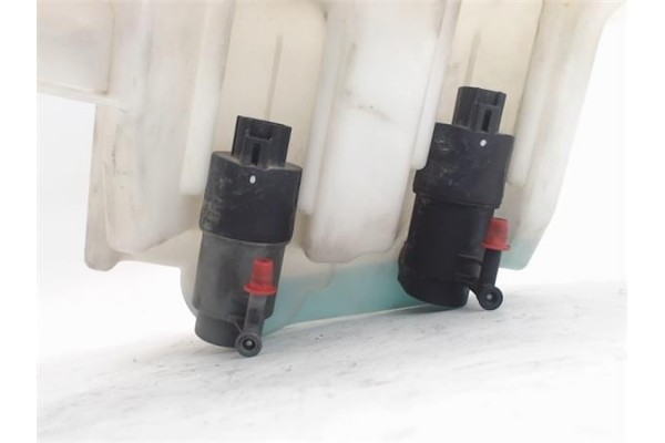 Recambio de deposito limpiaparabrisas para toyota verso (aur2/zgr2) 2.0 d-4d referencia OEM IAM 853100f030  