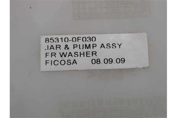 Recambio de deposito limpiaparabrisas para toyota verso (aur2/zgr2) 2.0 d-4d referencia OEM IAM 853100f030  