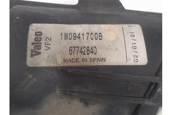 Recambio de faro antiniebla derecho para seat leon (1m1) referencia OEM IAM 1M0941700B 07742840 