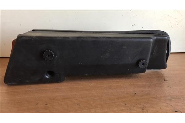 Recambio de piloto trasero derecho para alfa romeo 164 2.0 twin spark super referencia OEM IAM 7R0143080D  