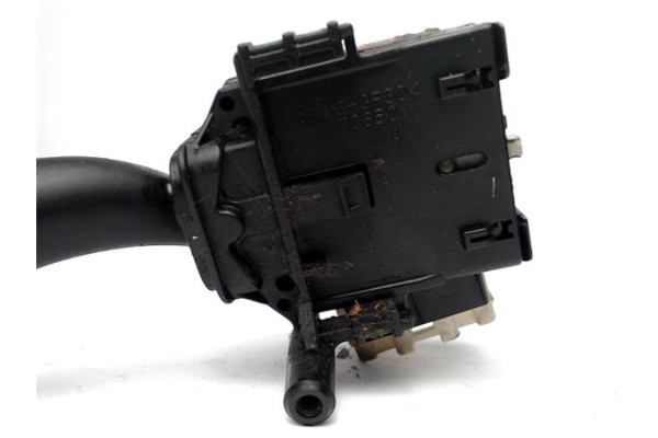 Recambio de mando intermitencia para toyota corolla verso (e12) 2.0 d4d referencia OEM IAM 8414005110  