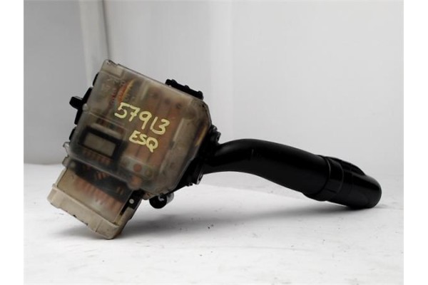 Recambio de mando intermitencia para toyota corolla verso (e12) 2.0 d4d referencia OEM IAM 8414005110  