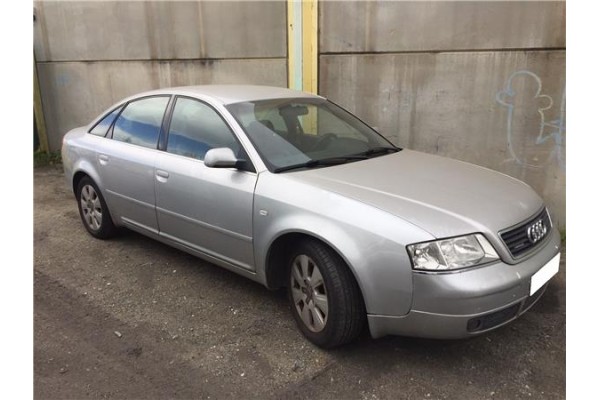AUDI A6 BERLINA (4B2)