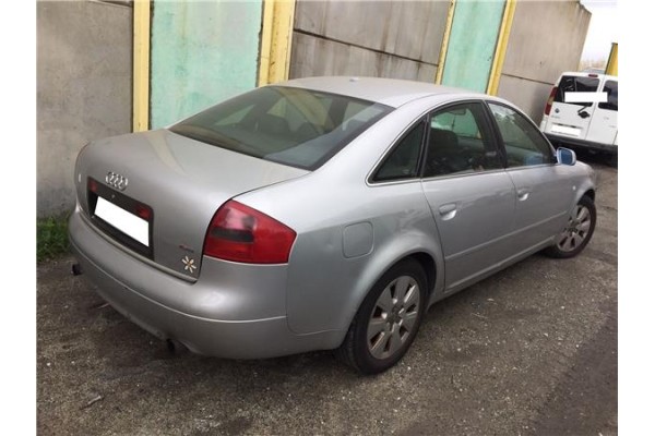 audi a6 berlina (4b2) del año 2000