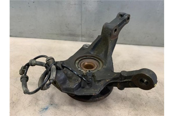 Recambio de mangueta delantero derecha para renault trafic ii furgón (fl) 2.5 dti referencia OEM IAM 8200630533  