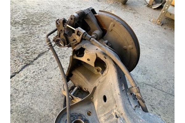 Recambio de puente trasero para citroen c3 picasso 1.6 exclusive referencia OEM IAM 5148W2  