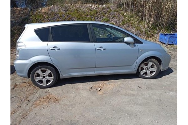 toyota corolla verso (r1) del año 2007