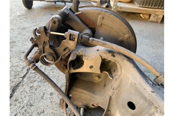 Recambio de puente trasero para citroen c3 picasso 1.6 exclusive referencia OEM IAM 5148W2  