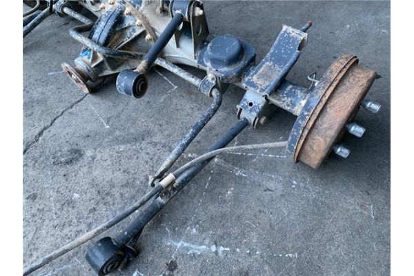 Recambio de puente trasero para nissan terrano ii (r20) 2.7 td 4wd referencia OEM IAM 430107F001  