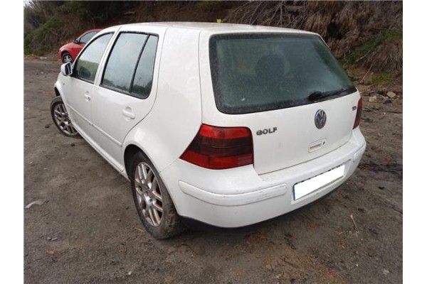 volkswagen golf iv berlina (1j1) del año 2003