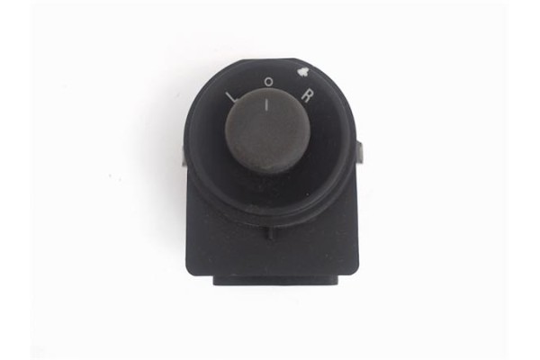 Recambio de conjunto interruptores para opel astra j gtc 1.7 dtci referencia OEM IAM 13271827  