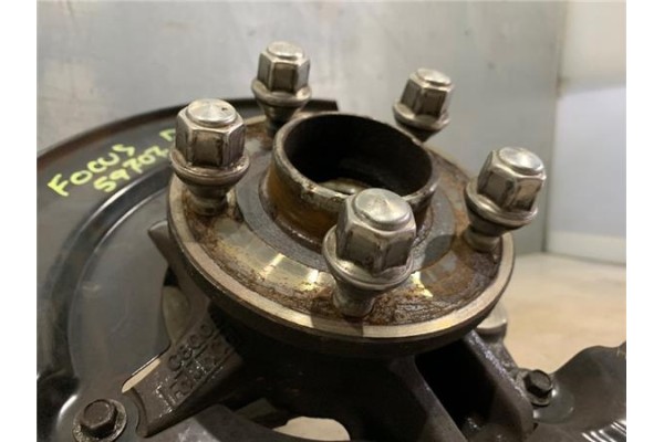 Recambio de mangueta delantero derecha para ford focus berlina (cew) 1.5 business referencia OEM IAM AV613K170 AV613K170DAC 
