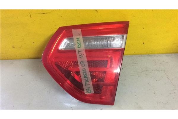 Recambio de piloto interior derecho para citroen c4 picasso 2.0 avatar referencia OEM IAM 9653547677  