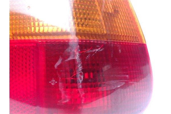 Recambio de piloto trasero derecho para opel astra f berlina 1.7 tds referencia OEM IAM 394448  