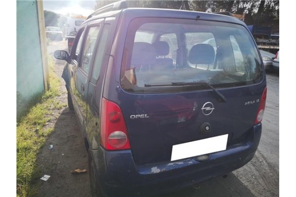opel agila del año 2001