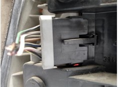 Recambio de piloto trasero derecho para opel astra f berlina 1.7 tds referencia OEM IAM 394448  