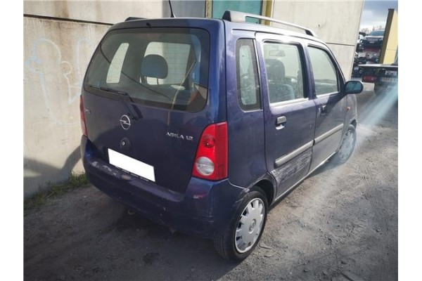 opel agila del año 2001