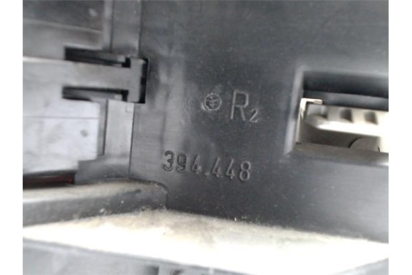 Recambio de piloto trasero derecho para opel astra f berlina 1.7 tds referencia OEM IAM 394448  