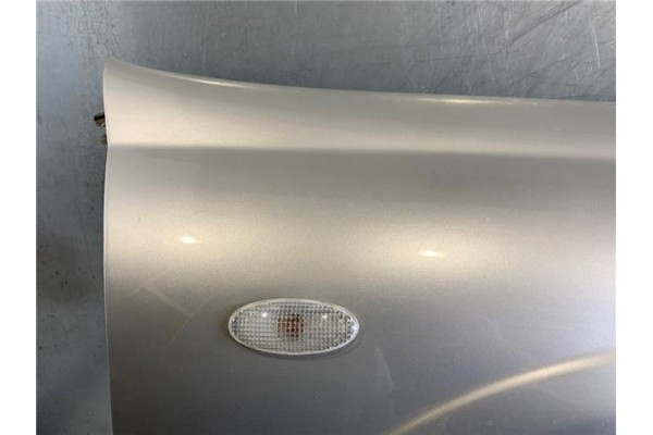 Recambio de aleta delantero derecha para nissan almera (n16/e) 2.2 di referencia OEM IAM 631004M630  
