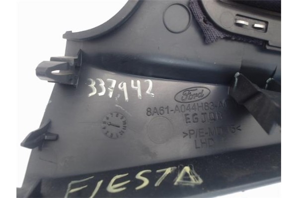 Recambio de pomo palanca cambio para ford fiesta vi 1.4 tdci referencia OEM IAM 8A61A044H83AF  