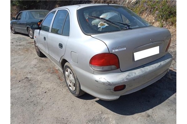 hyundai accent (x3) del año 1999
