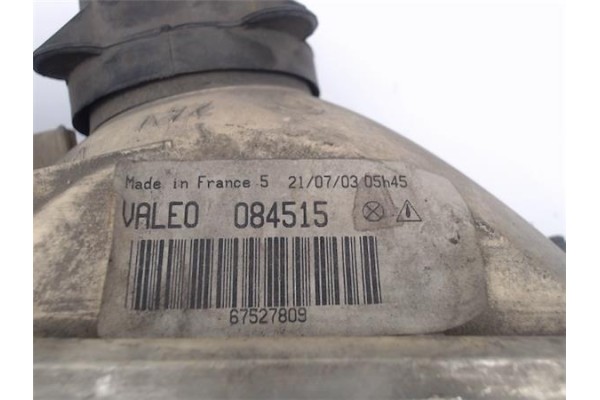 Recambio de faro delantero dcho para citroen zx referencia OEM IAM 67527809 084515 