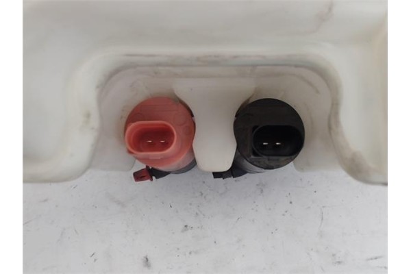 Recambio de deposito limpiaparabrisas para toyota yaris (ksp9/scp9/nlp9) 1.3 vvt-i referencia OEM IAM 853150D060  