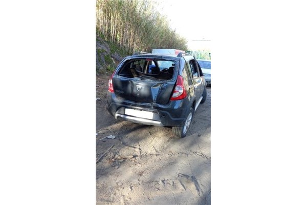 dacia sandero i del año 2011