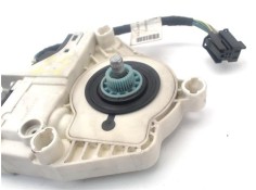 Recambio de motor elevalunas delantero izquierdo para audi a6 avant (4f5) 2.0 tdi referencia OEM IAM 4F0959801D  