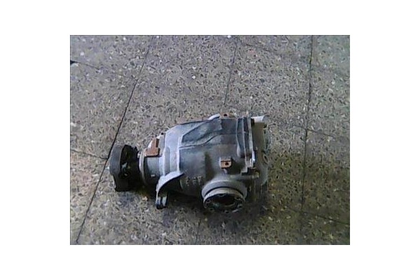Recambio de grupo diferencial trasero para bmw serie 1 berlina (e81/e87) 2.0 120d referencia OEM IAM 752430504EAL225247 75184030