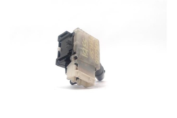 Recambio de mando intermitencia para toyota corolla verso (r1) 1.8 sol referencia OEM IAM 8414005110  