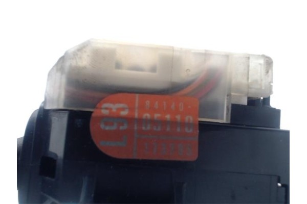 Recambio de mando intermitencia para toyota corolla verso (r1) 1.8 sol referencia OEM IAM 8414005110  