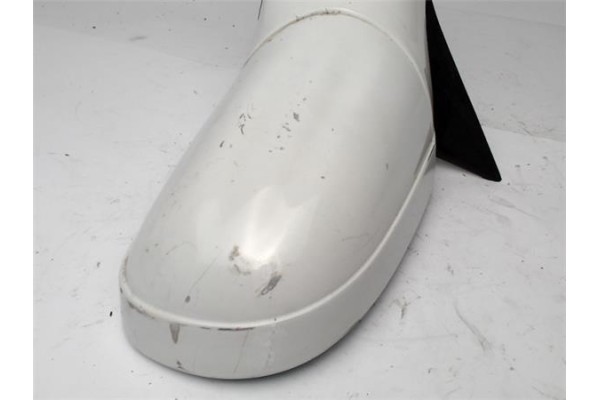 Recambio de retrovisor izquierdo para opel corsa b 1.4 i referencia OEM IAM 008062349  