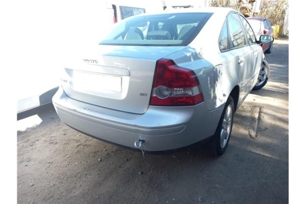 volvo s40 berlina del año 2007