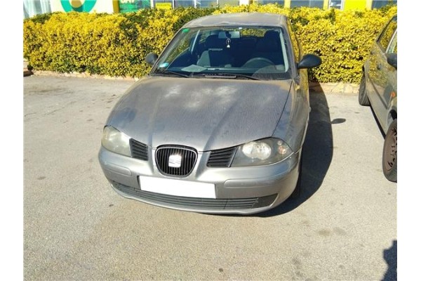 seat ibiza (6l1) del año 2004