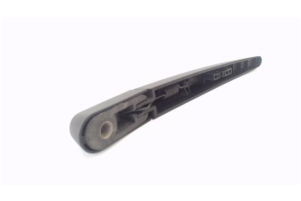 Recambio de brazo limpiaparabrisas trasero para citroen c4 coupe 1.6 vtr plus referencia OEM IAM 6429Y7  