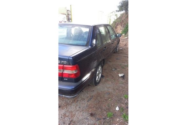 volvo s70 berlina del año 1997