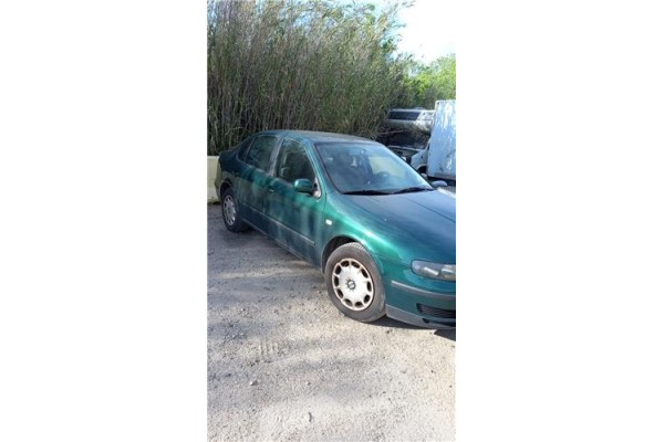 seat toledo (1m2) del año 1999