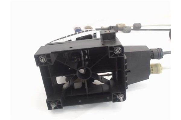 Recambio de conjunto palanca cambio velocidad para opel astra j gtc 1.7 dtci referencia OEM IAM 55563829  