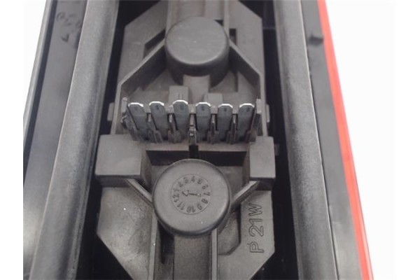 Recambio de piloto trasero izquierdo para opel combo (corsa c) referencia OEM IAM 1222061  