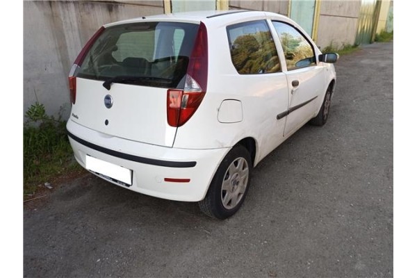 fiat ii punto (188) berlina del año 2004